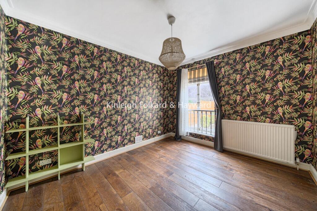 Apartment in London - View 5