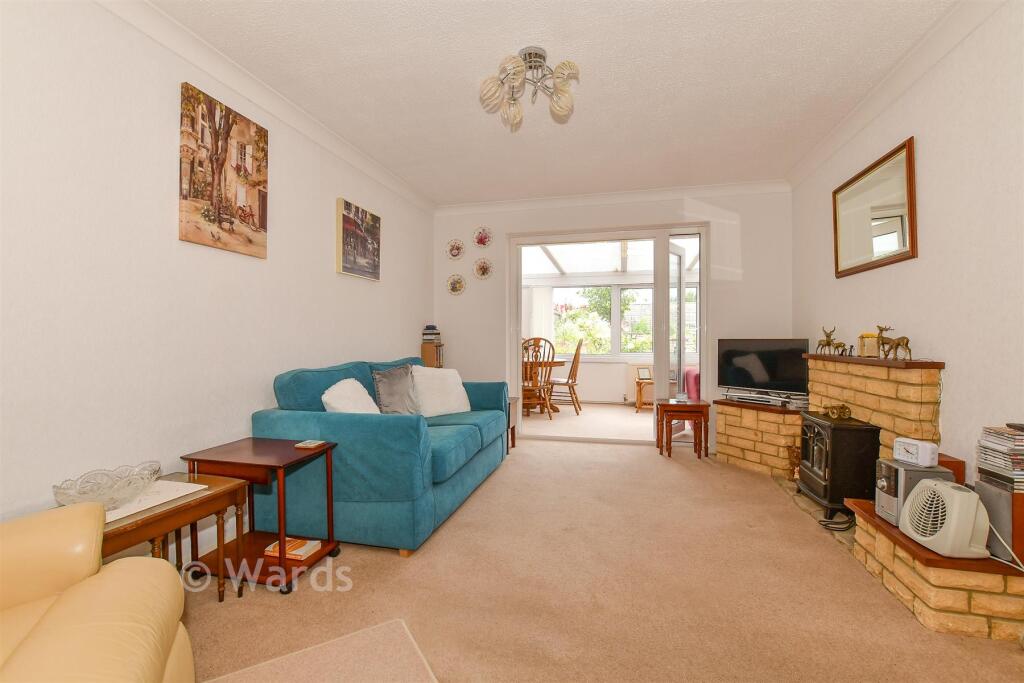 2-bed semi-detached on Hampton Gardens, Herne Bay, Kent, £285,000