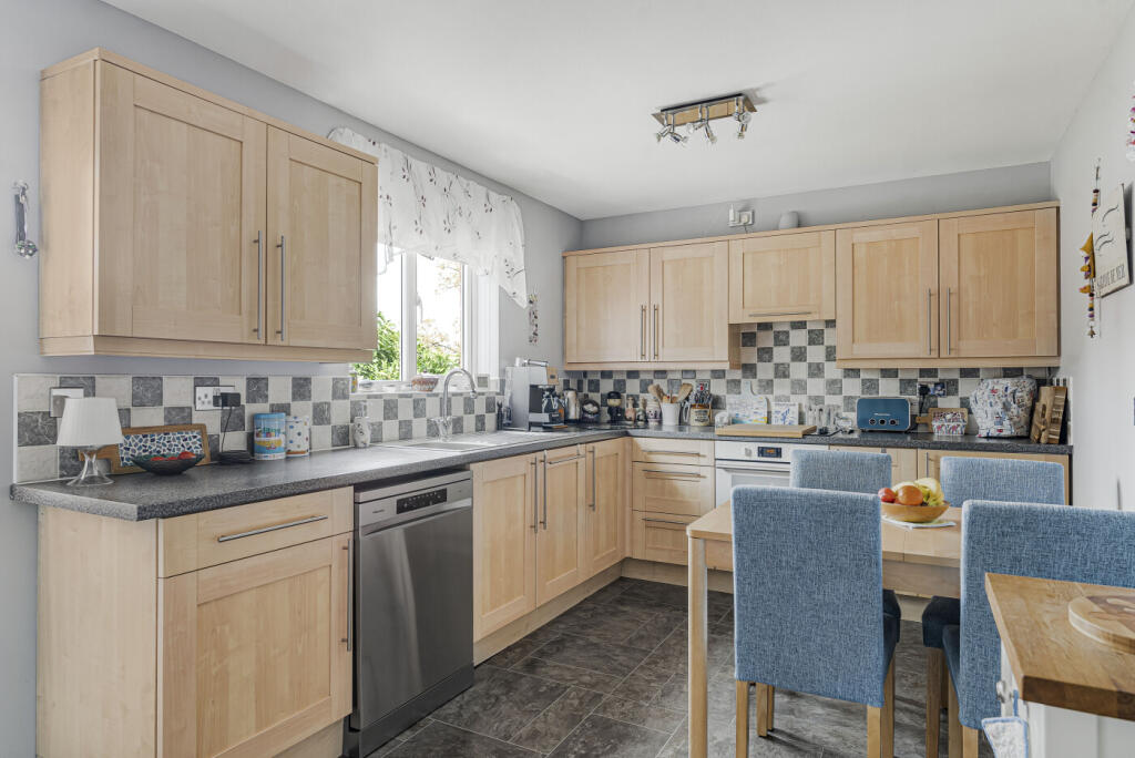 Old Road, Bromyard, Herefordshire, HR7 4AT photo 4