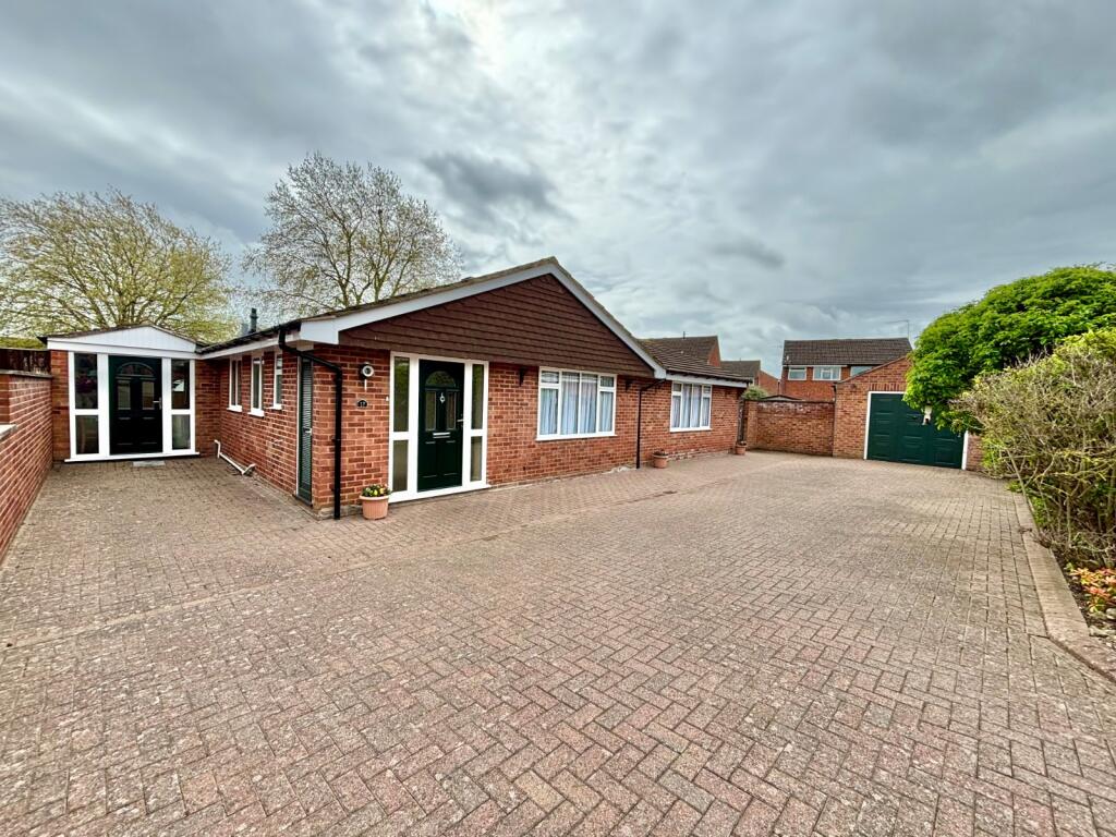 Main image of property: Sycamore Avenue, Evesham, Worcestershire, WR11