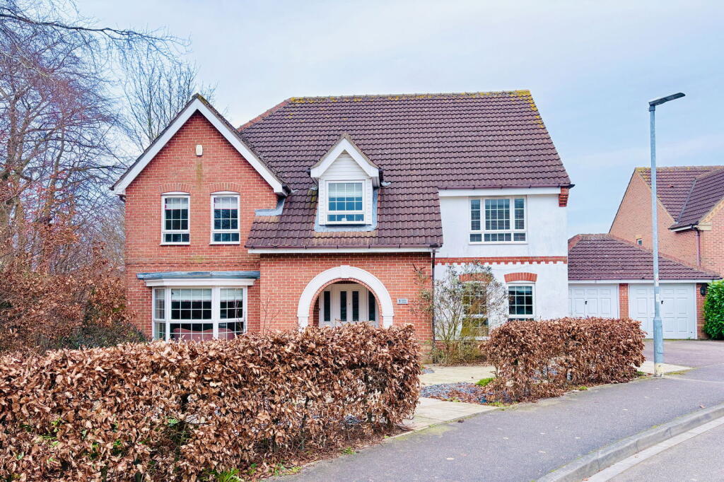 Main image of property: Sykes Close, Swanland, North Ferriby, HU14 3GD