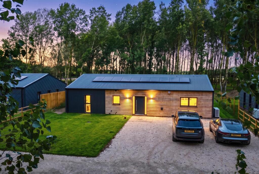 Main image of property: Spalford Road, North Scarle