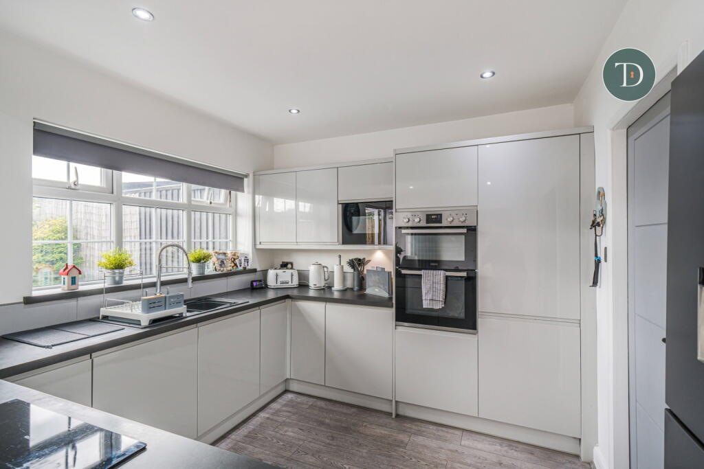House in Chester, Ellesmere Port - View 3