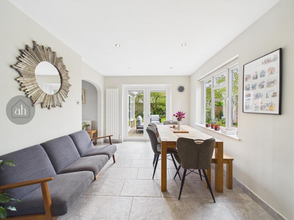 Briar Hill, Woolpit, photo 3