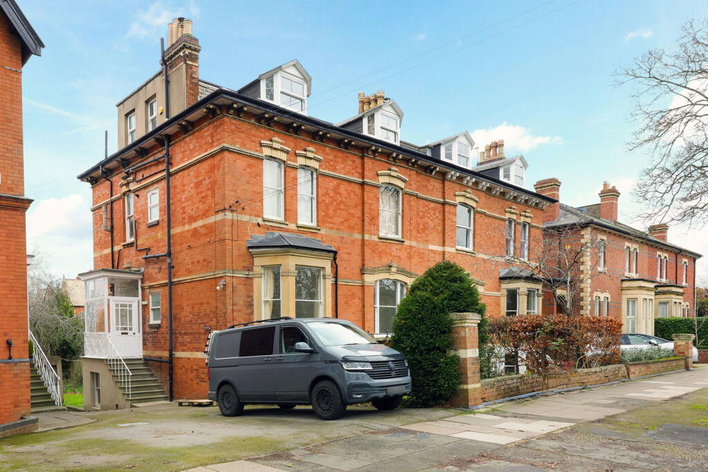 Main image of property: Christchurch Road, Cheltenham, GL50 2NY
