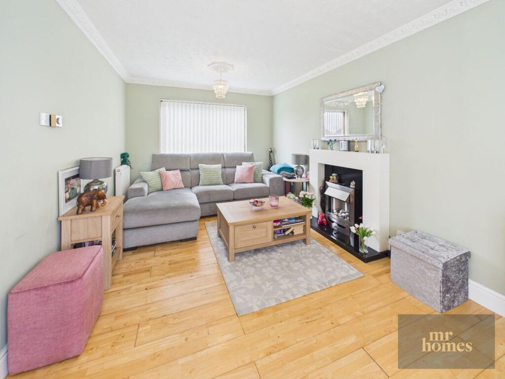 House in Cardiff, Ely - View 4