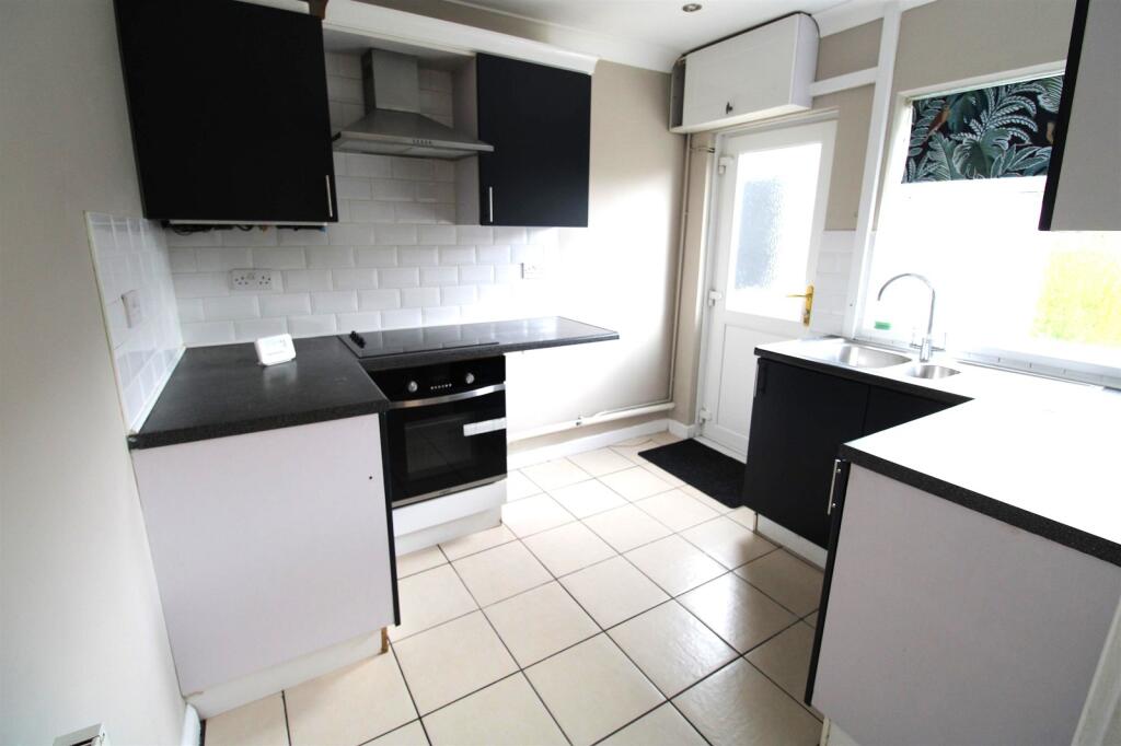 House in Bridgend - View 4