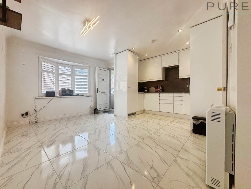 House in Southampton - View 3