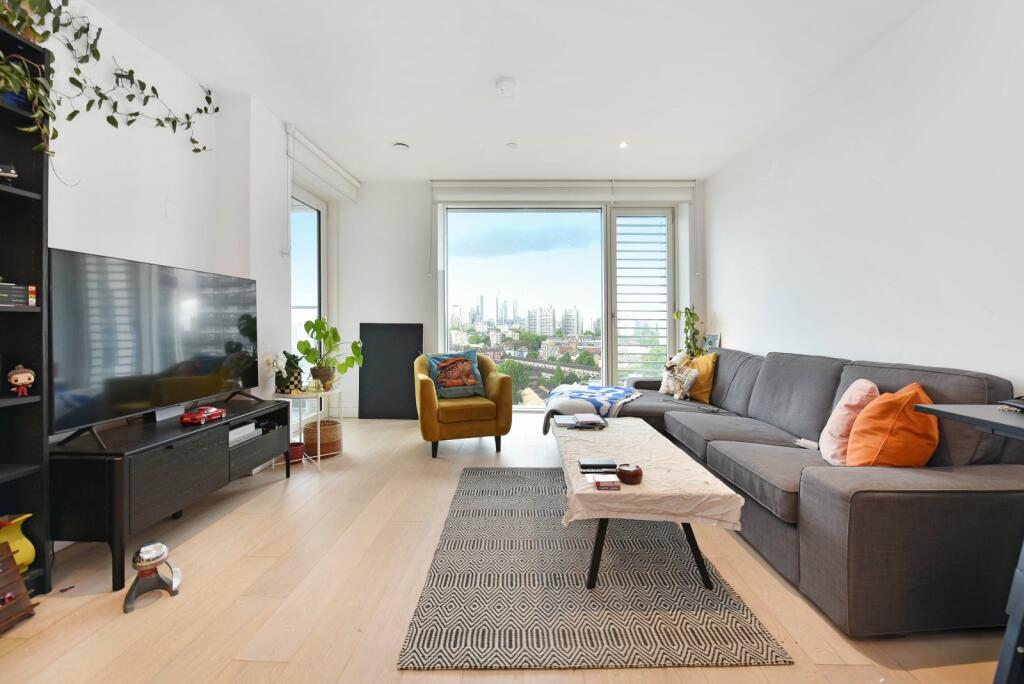 Main image of property: Hurlock Heights, 4 Deacon Street, Elephant & Castle, London, SE17