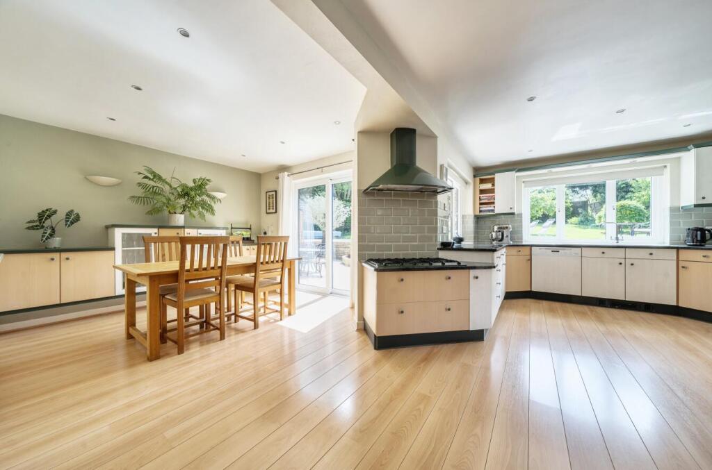 House in Northampton - View 2