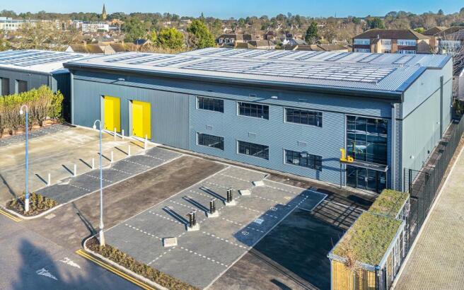 UNIT 1B WATCHMOOR POINT CAMBERLEY_002.jpg