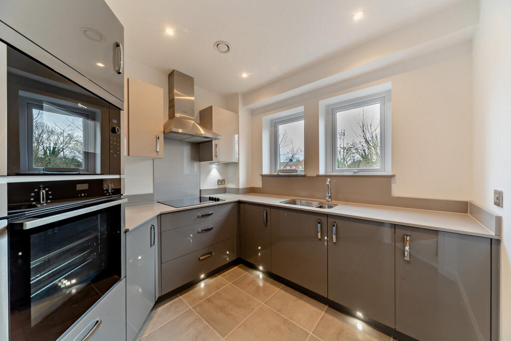 Main image of property: Station Parade,
Virginia Water,
GU25 4BB
