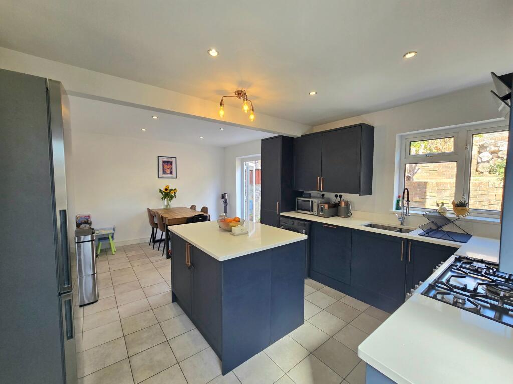 House in Coity - View 5