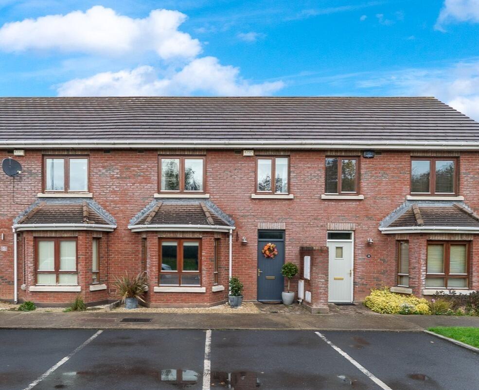 Main image of property: 40 Airpark Avenue, Rathfarnham, Dublin 16, D16 W8C9