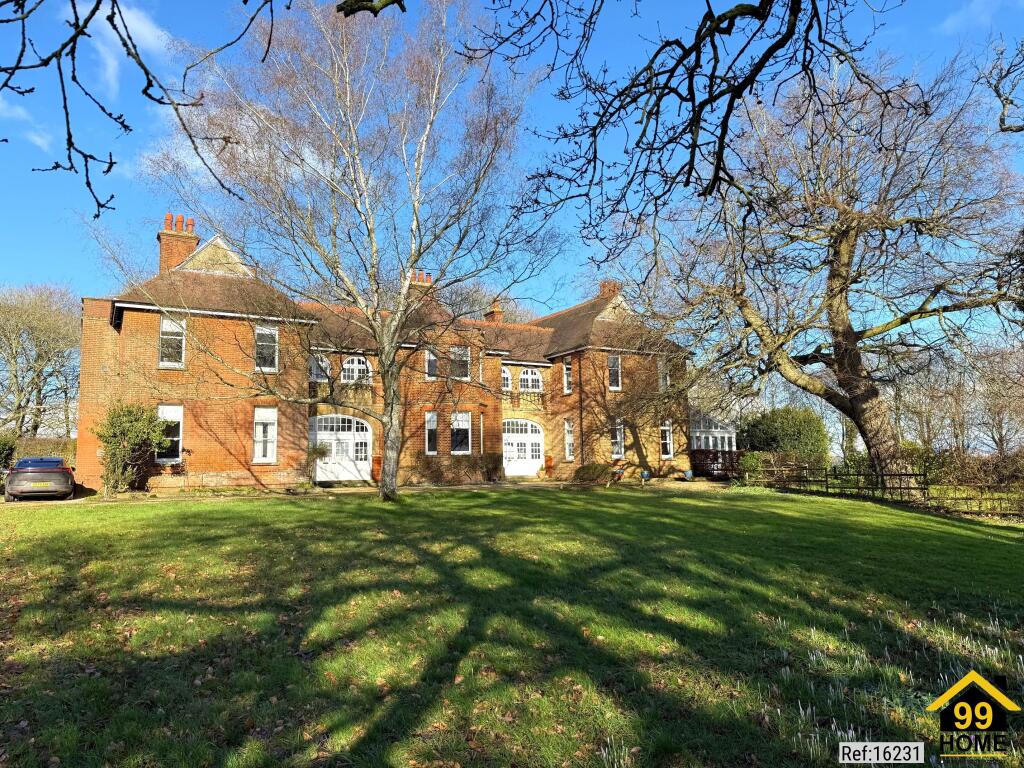 Main image of property: Beech Court, Farnham, United Kingdom, GU10