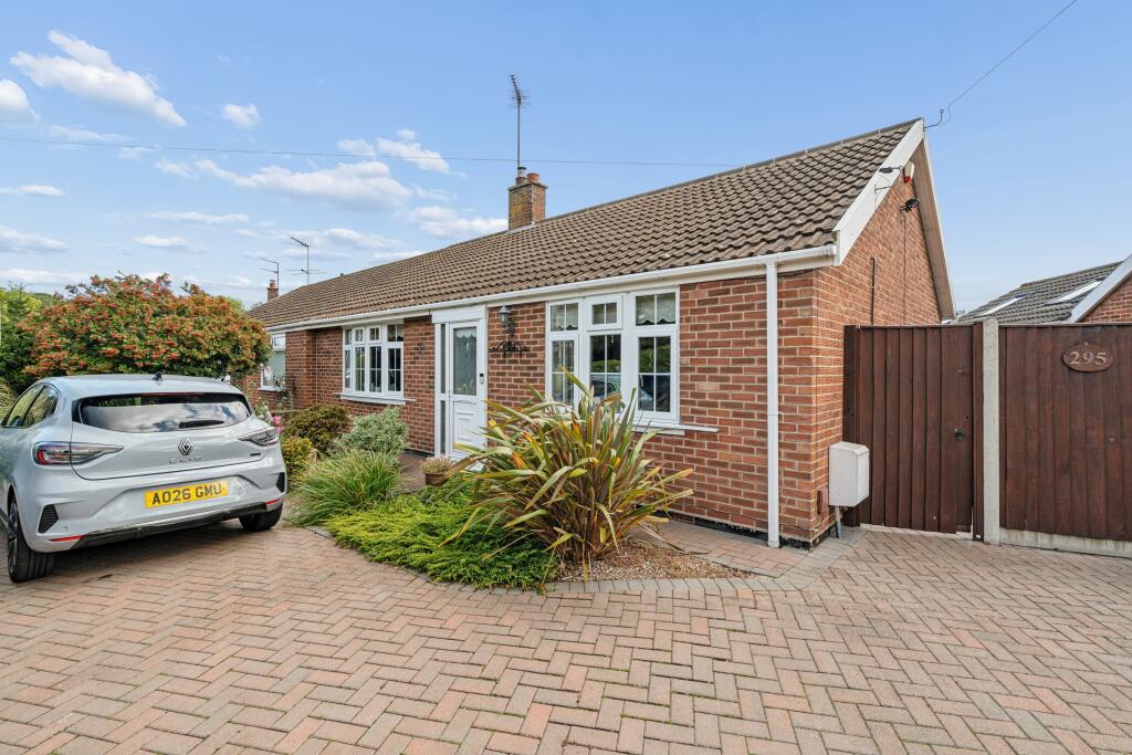 2-bed semi-detached on Gorleston Road, Lowestoft, NR32, £280,000