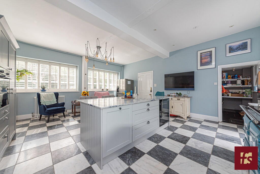 House in Reading - View 3