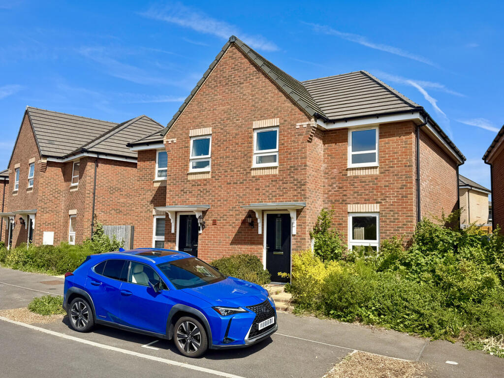 Main image of property: Larkspur Close, Newport, PO30