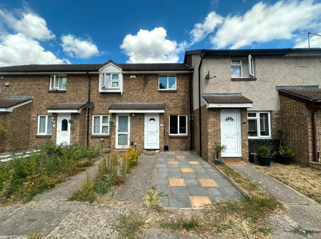 Main image of property: Frogmore Close, Slough, Berkshire, SL1