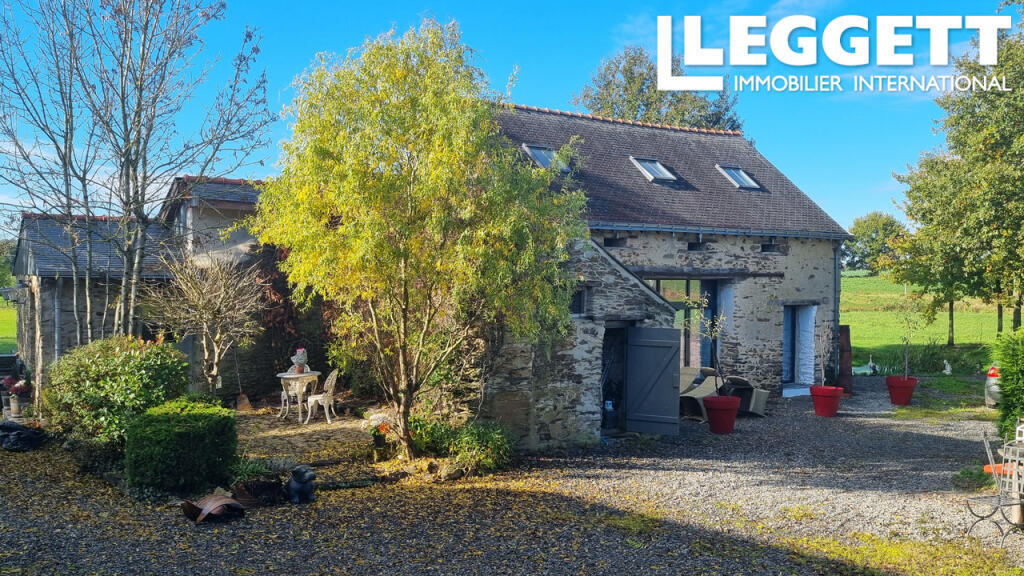 5 Bedroom House For Sale In Pays De La Loire Maine et Loire Armaill 5-bedroom-house-for-sale-in-pays-de-la-loire-maine-et-loire-armaill