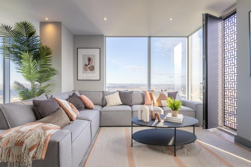 Apartment in Manchester - View 3