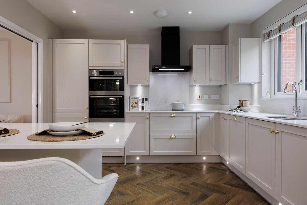 House in Barton-le-Clay, Central Bedfordshire - View 3