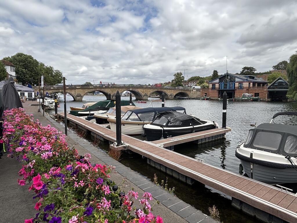 Main image of property: 13 - 15 Thameside , 2 Thames Court, Henley-On-Thames, Oxfordshire, RG9 1BH