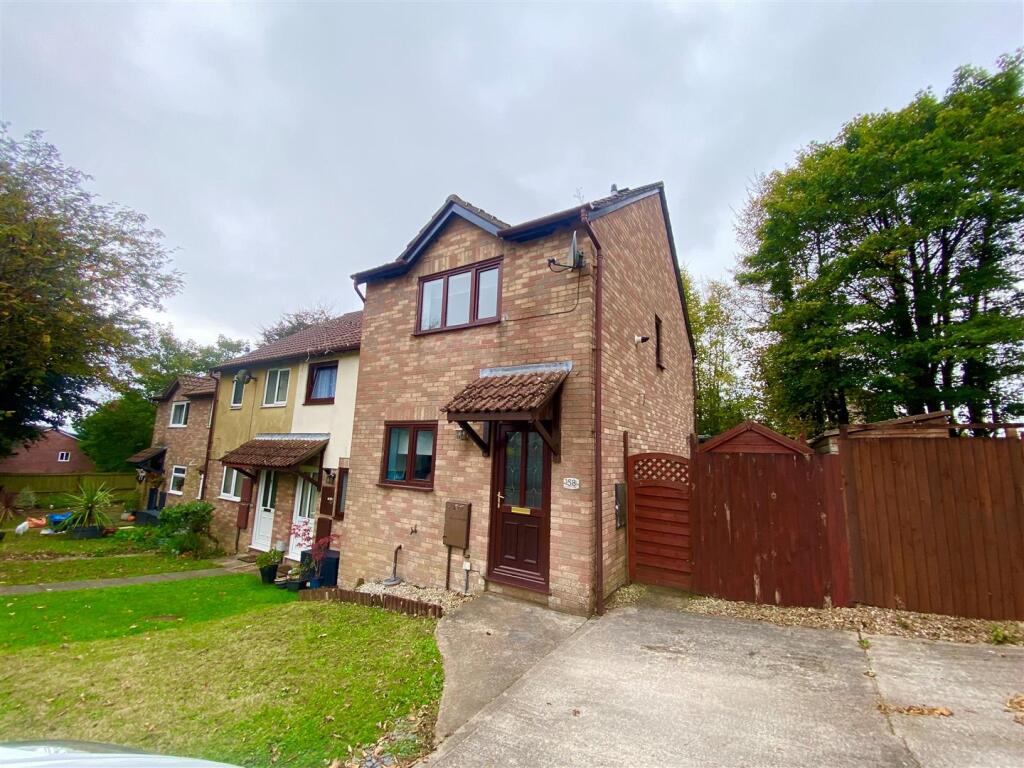 Main image of property: Ffordd Y Parc, Litchard, Bridgend, CF31 1RA