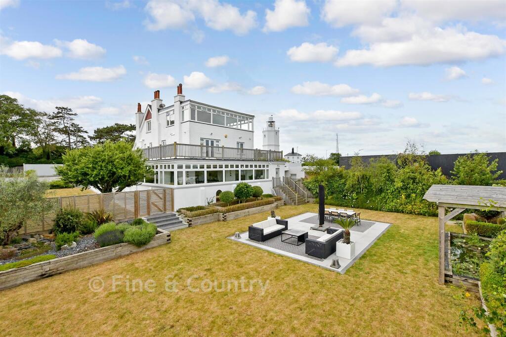 House in Broadstairs, Kingsgate - View 2