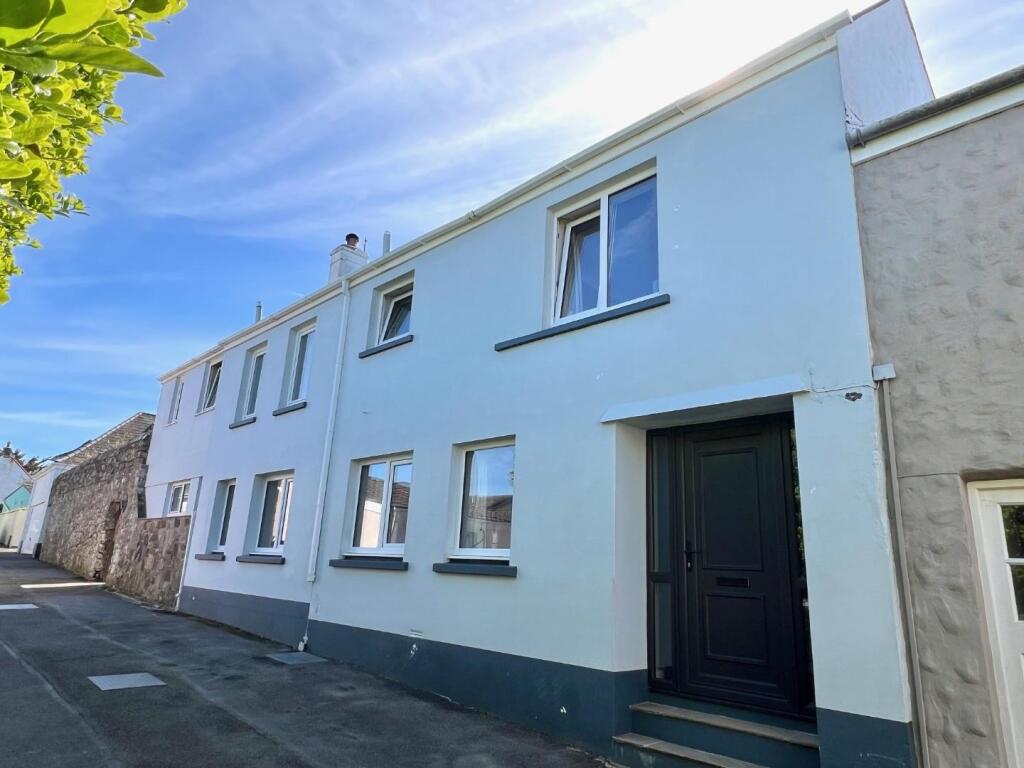 Main image of property: 1 Colimbot, Alderney