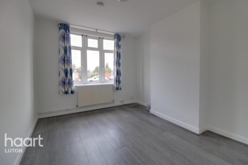 Main image of property: Roman Road, Luton