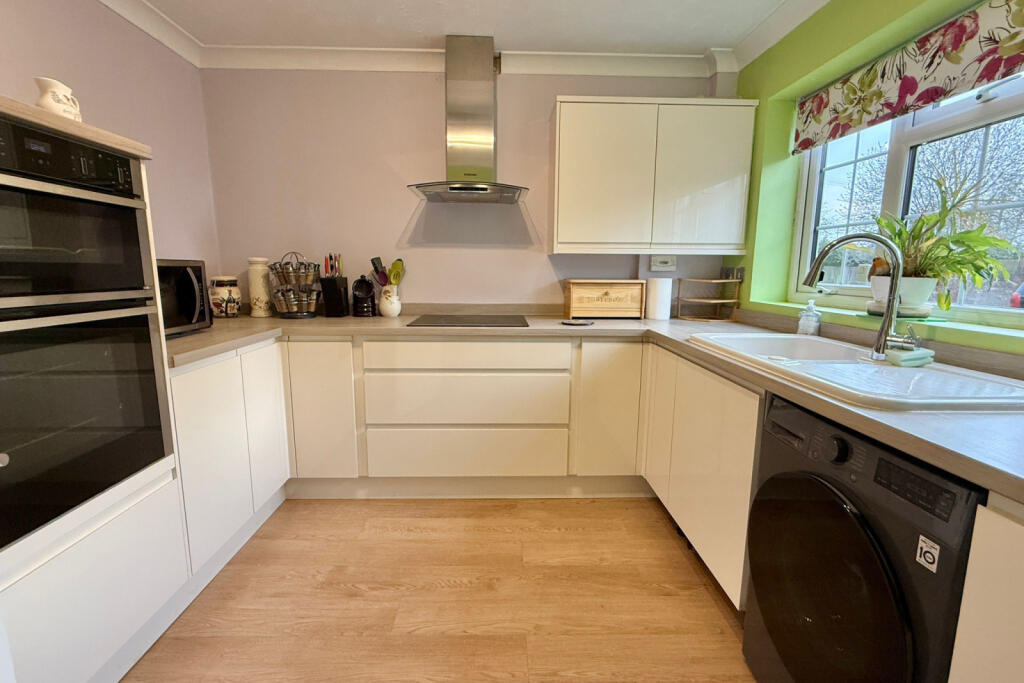 House in New Forest, Ringwood - View 5