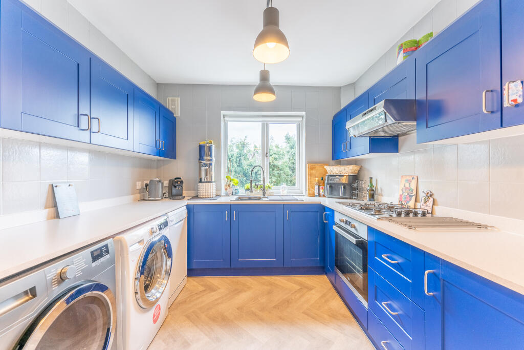 Eachelhurst Road, Sutton Coldfield photo 5