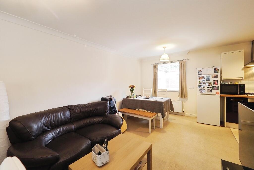 Apartment in Derby - View 3