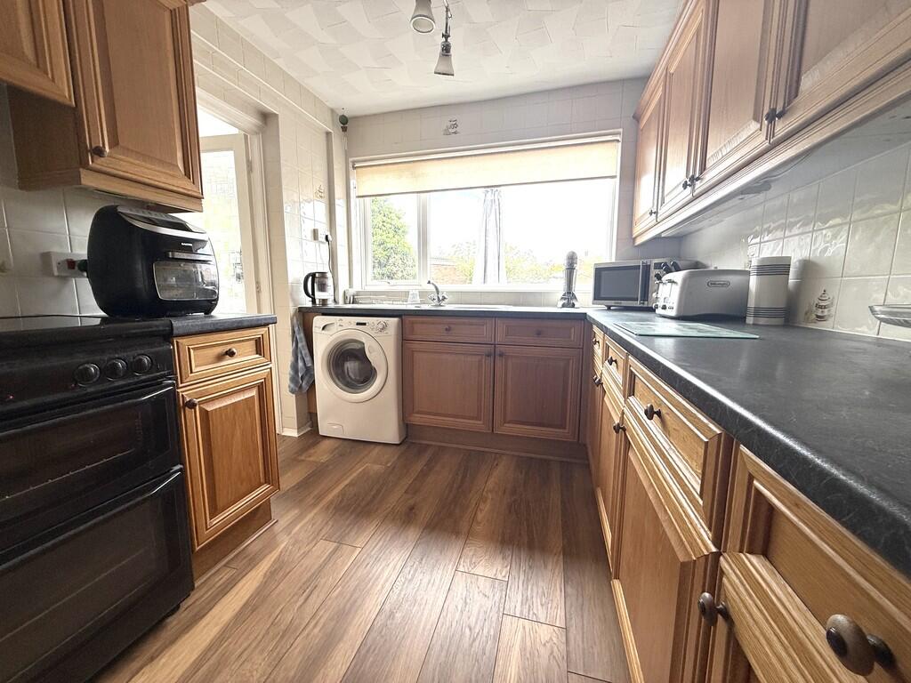 Edgecombe Crescent, Gosport photo 3