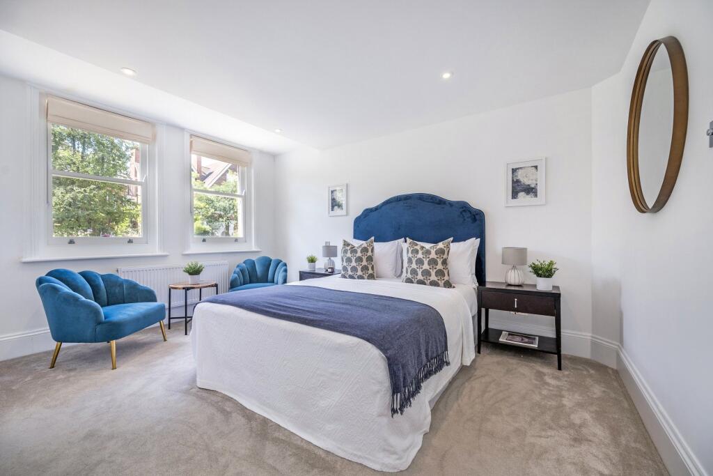 Apartment in London - More