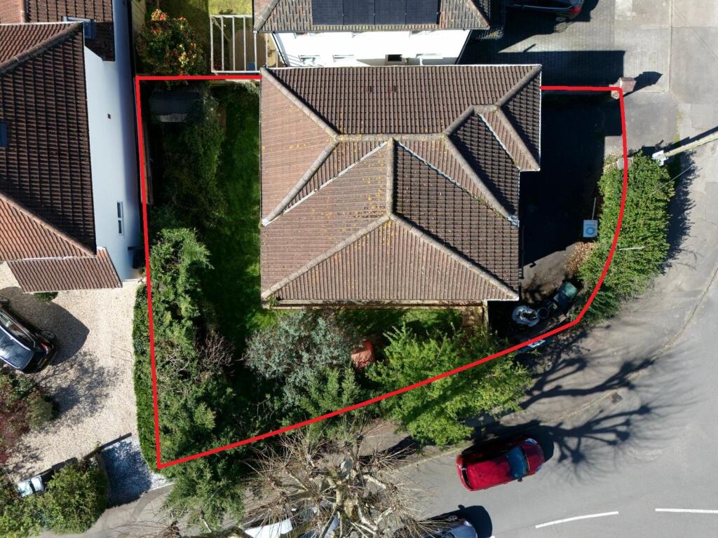 House in Bristol, Woodhill - View 2