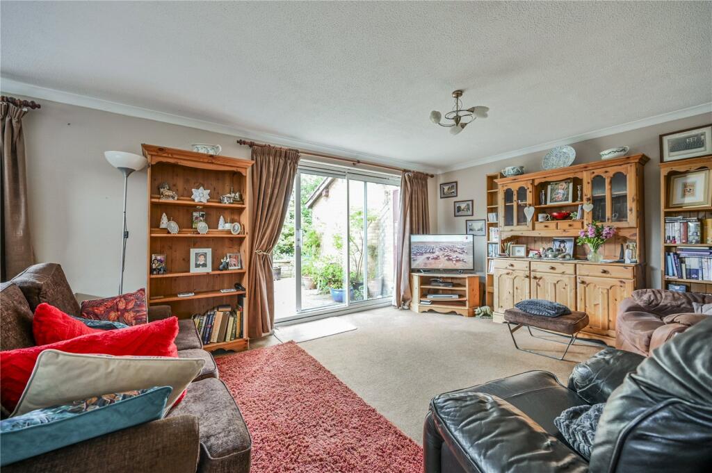 House in London, Brunswick Park - View 3