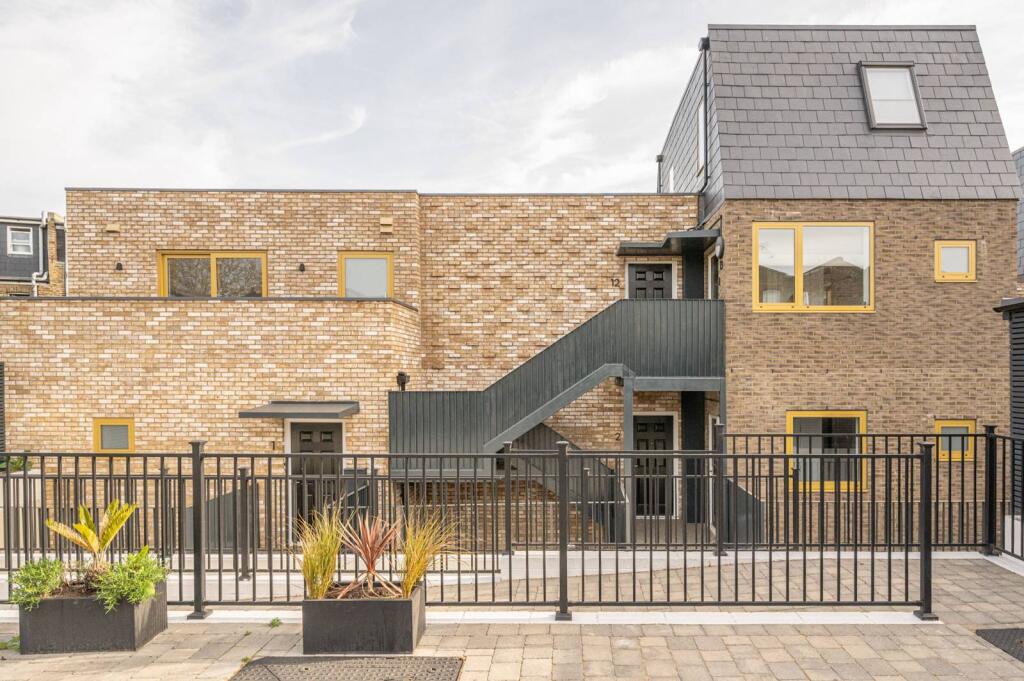 Main image of property: Carpenters Mews, Wandsworth, London, SW17