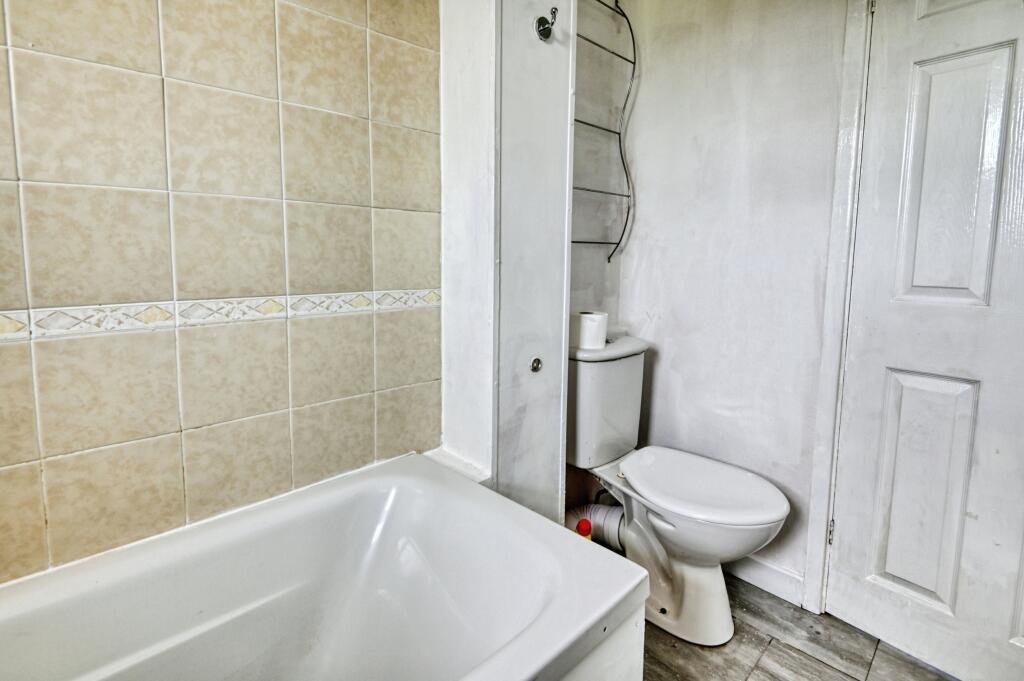 Apartment in Sutton Coldfield, Boldmere - View 5
