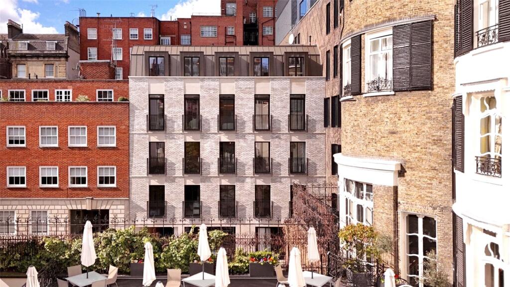 Apartment in London, City of Westminster - View 2