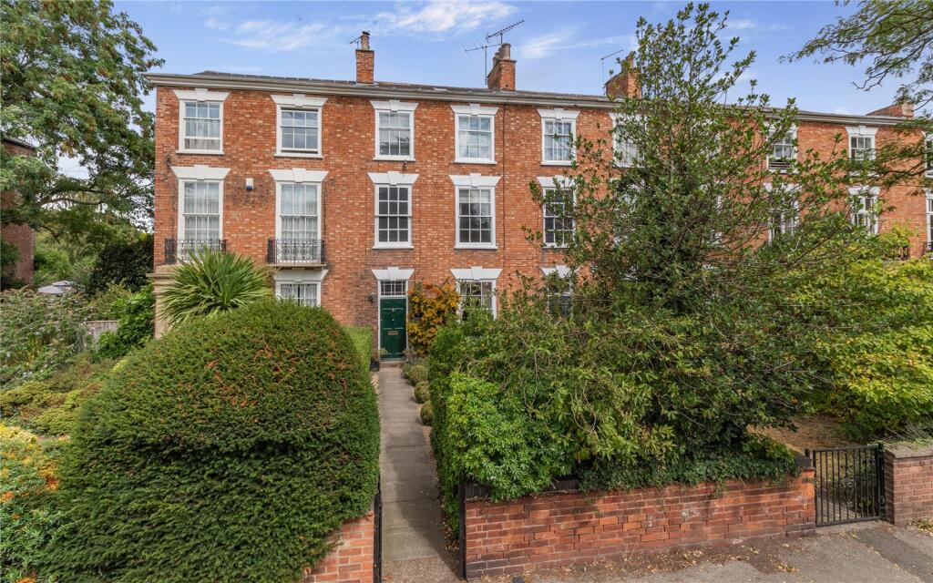 Main image of property: London Road, Newark, Nottinghamshire, NG24