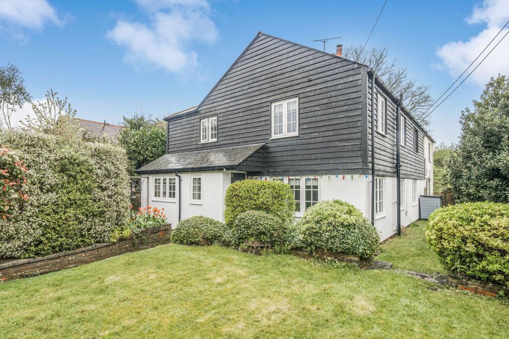 Main image of property: Parbrook, Billingshurst, RH14