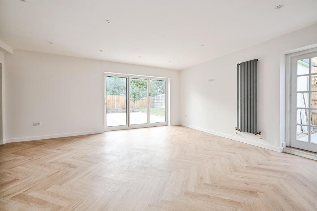 House in Fenland, March - View 5