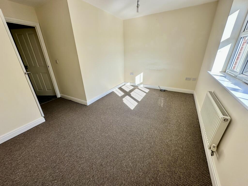 House in Doncaster, South Yorkshire - View 4