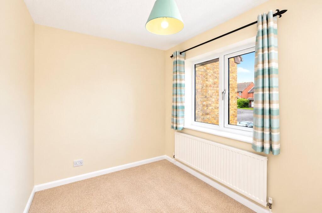 House in Guildford, Merrow - View 5