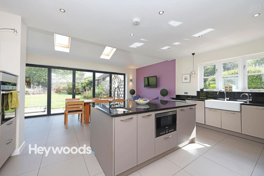 House in Stafford, Standon - View 5