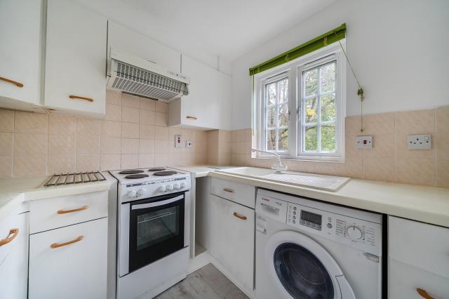 Apartment in London - More