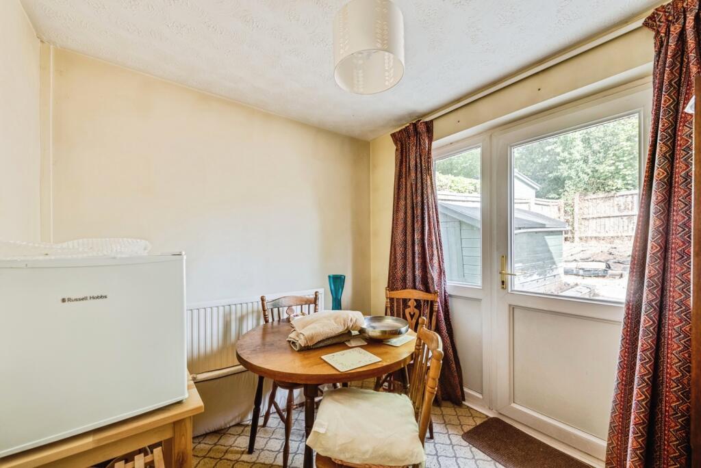 House in Swindon - View 5