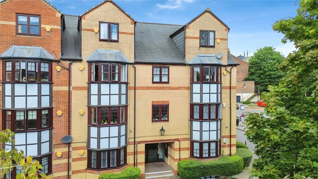 1-bed apartment on Maltings Place, Reading, Berkshire, RG1, £170,000
